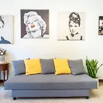 Vintage Charm & Color, And Spacious Appartamento Venezia