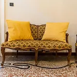 Appartamento Vintage Charm & Color, And Spacious