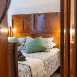 Appartamento Vintage Charm & Color, And Spacious *